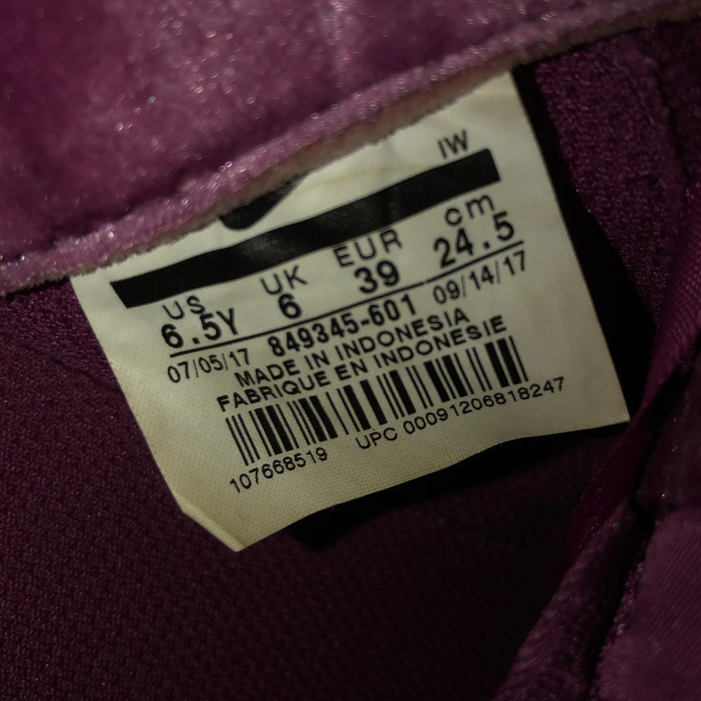 Nike Air Force 1 Low Crushed Velvet GS - Picture 3 of 5